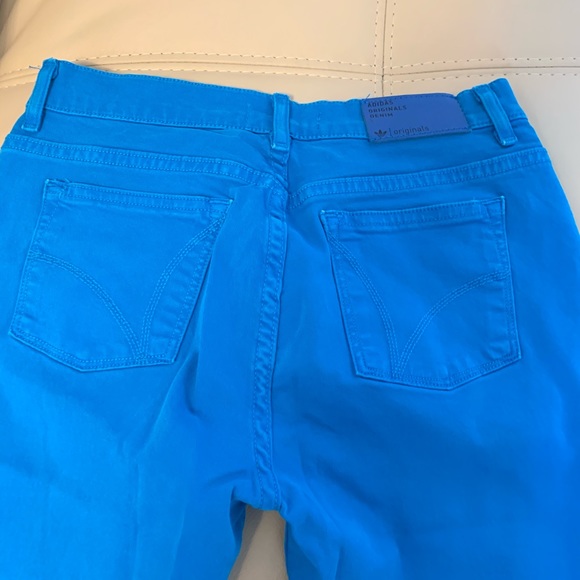 Adidas Original Jeans $30 - Picture 5 of 5